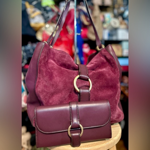 SET Michael Kors Plum Quincy Hobo Tote w/ Matching Long Wallet & Dust Bag w tags - Picture 2 of 15